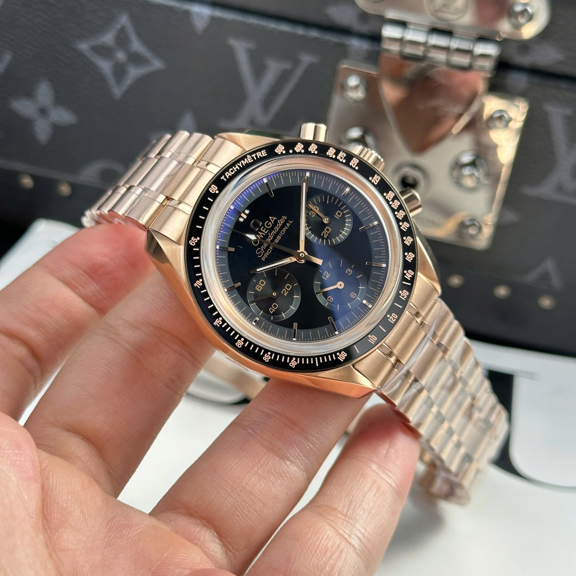 Omega Best Copies Watch SpeedMaster MoonWatch Rose Gold OM Factory 42mm - Top club