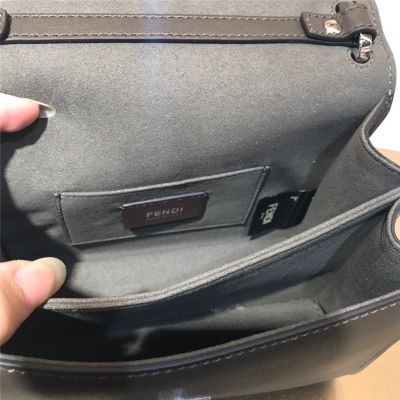 Fendi KANI Women s Chain Bag - Replicaclubs