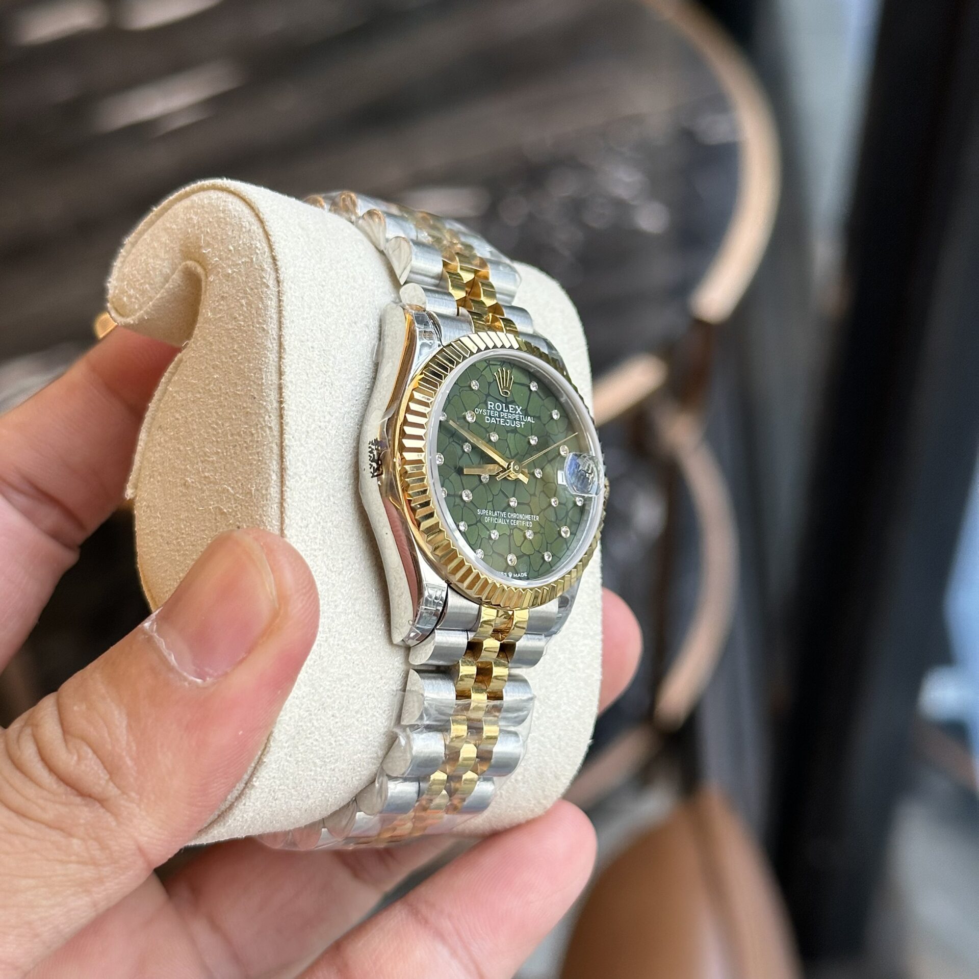 Rolex DateJust Replica Watch Demi Gold Green Leaf Dial 31mm - Top club
