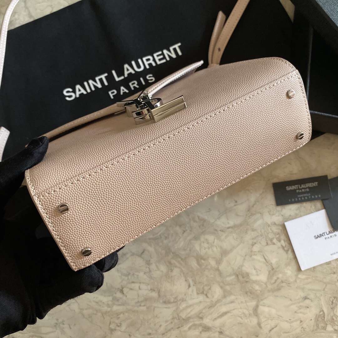 CASSANDRA MONOGRAM CLASP BAG IN MATTE PYTHON1:1High-quality replica
