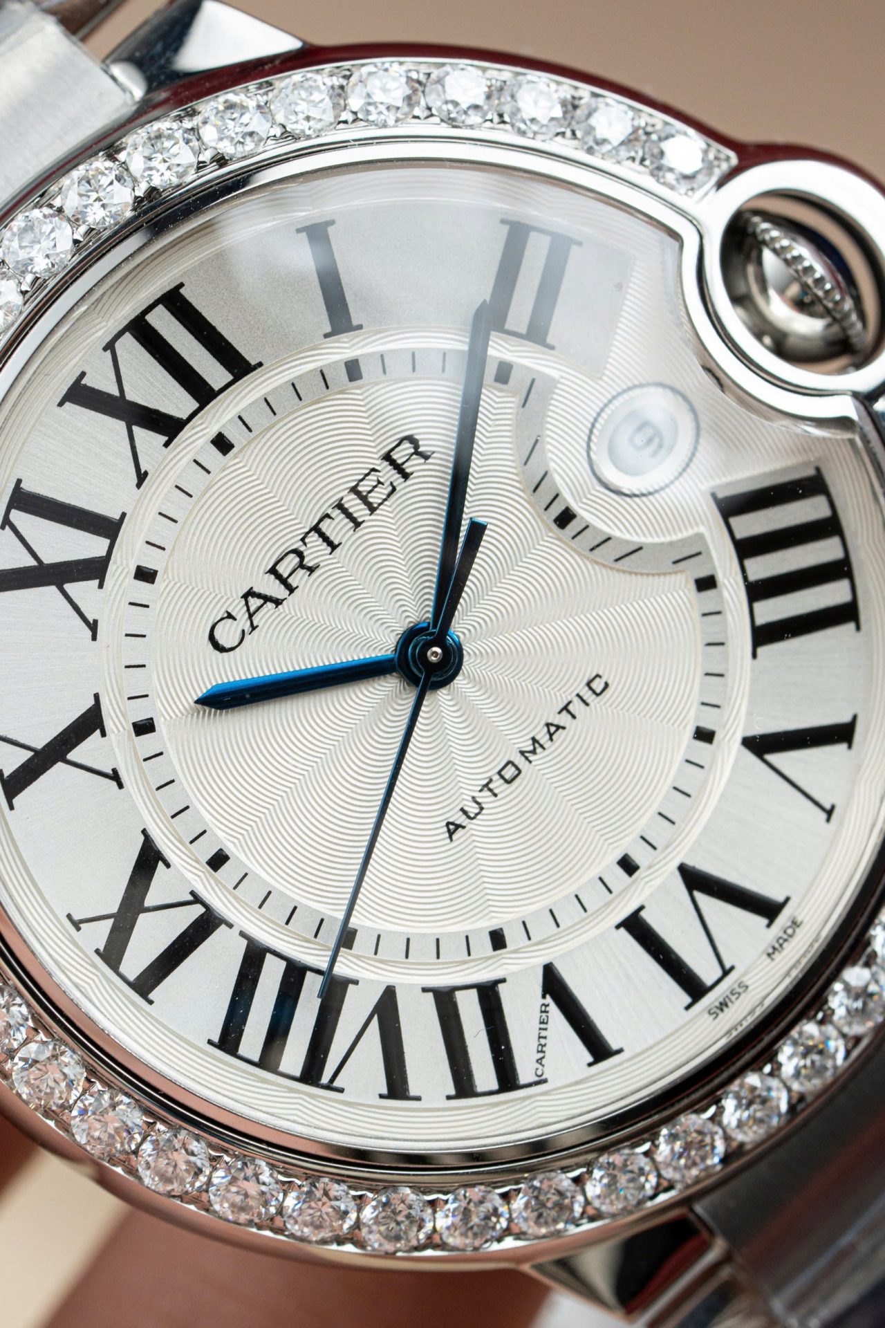 Cartier Ballon Bleu WE9009Z3 White Dial Replica Watch Bezel Diamond Moissanite AF Factory 42mm - Top club
