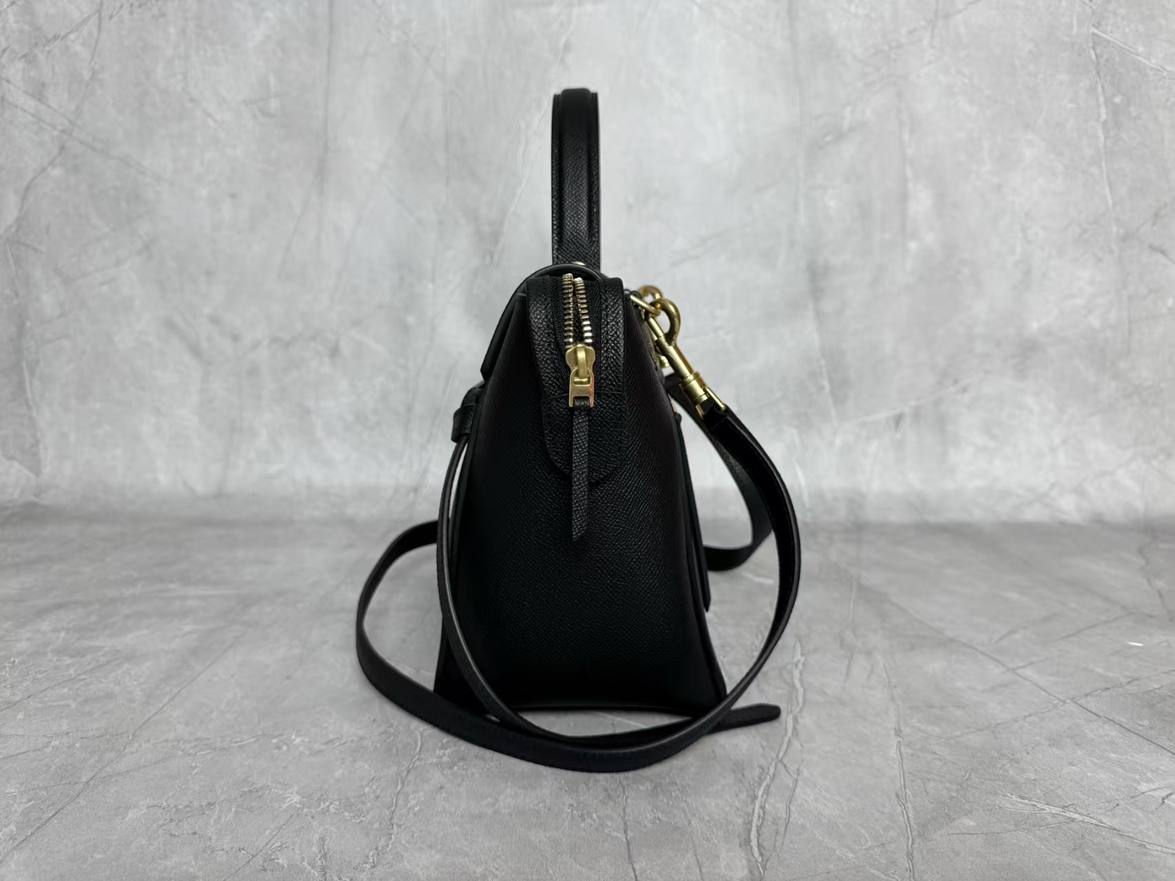 Celine Belt Palm Print Catfish Bag1:1High-quality replica