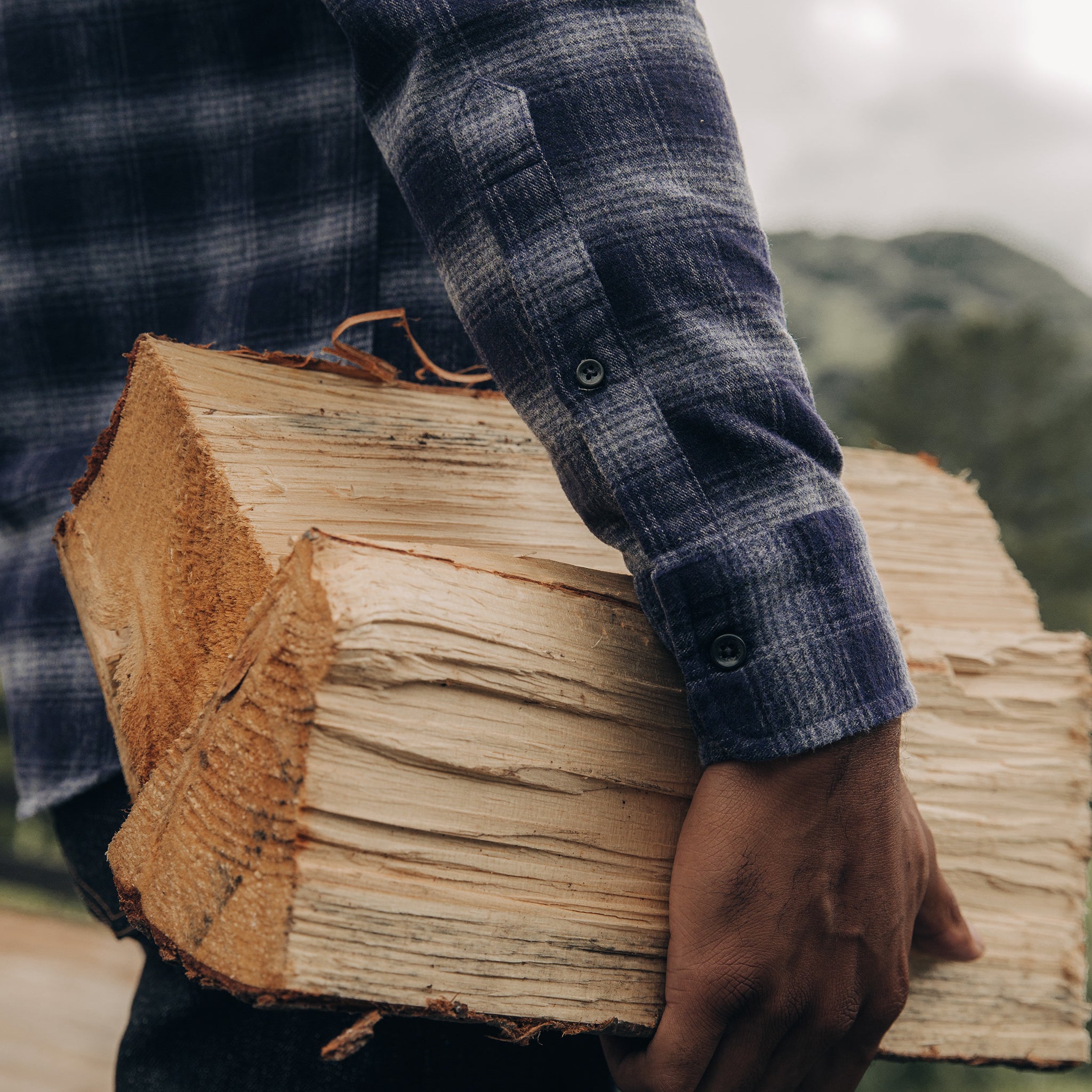 The Yosemite Shirt in Navy Shadow Plaid