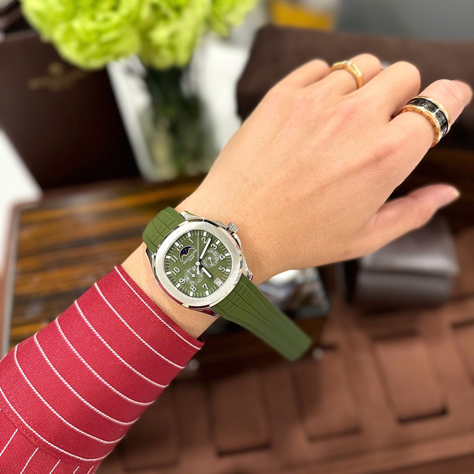 Patek Philippe Aquanaut 5261G Best Replica Watches Green Dial Rubber Strap 40mm - Top club
