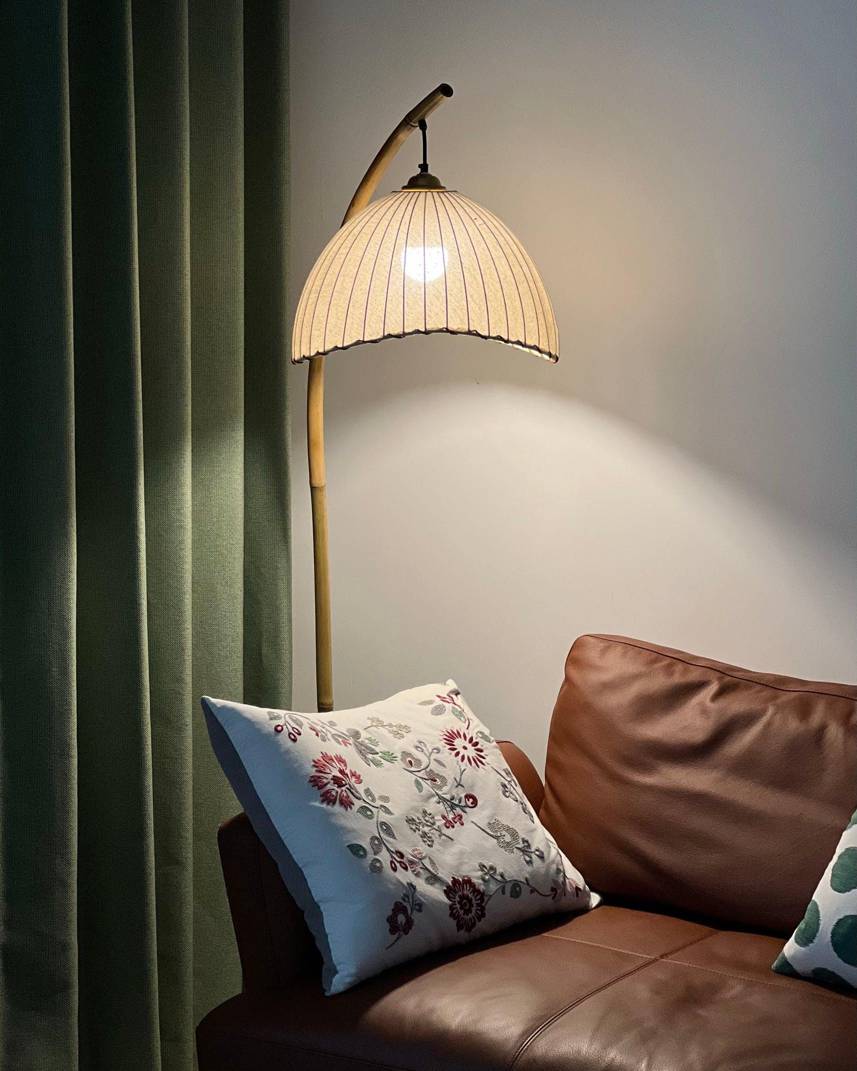SakuraLicht | Bamboelamp met een Elegant Ontwerp