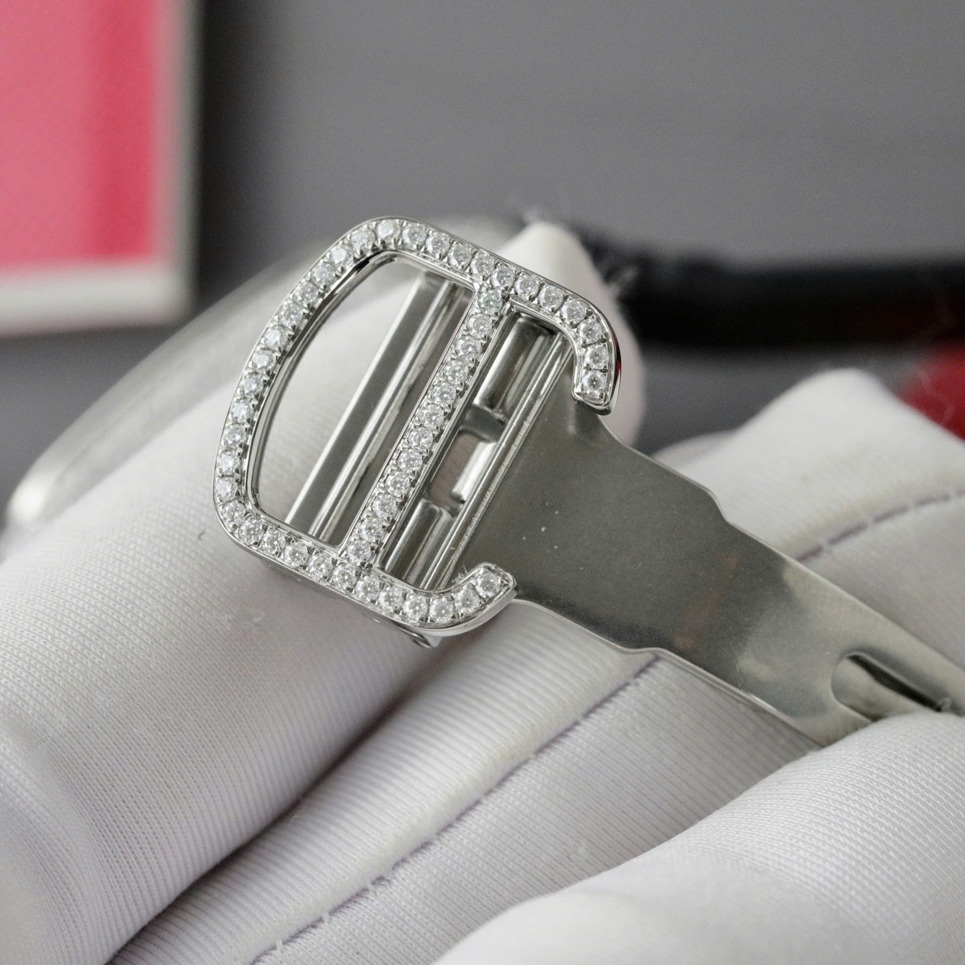 Cartier Santos Women Copies Watches Full Moissanite Diamonds Custom 35mm - Top club