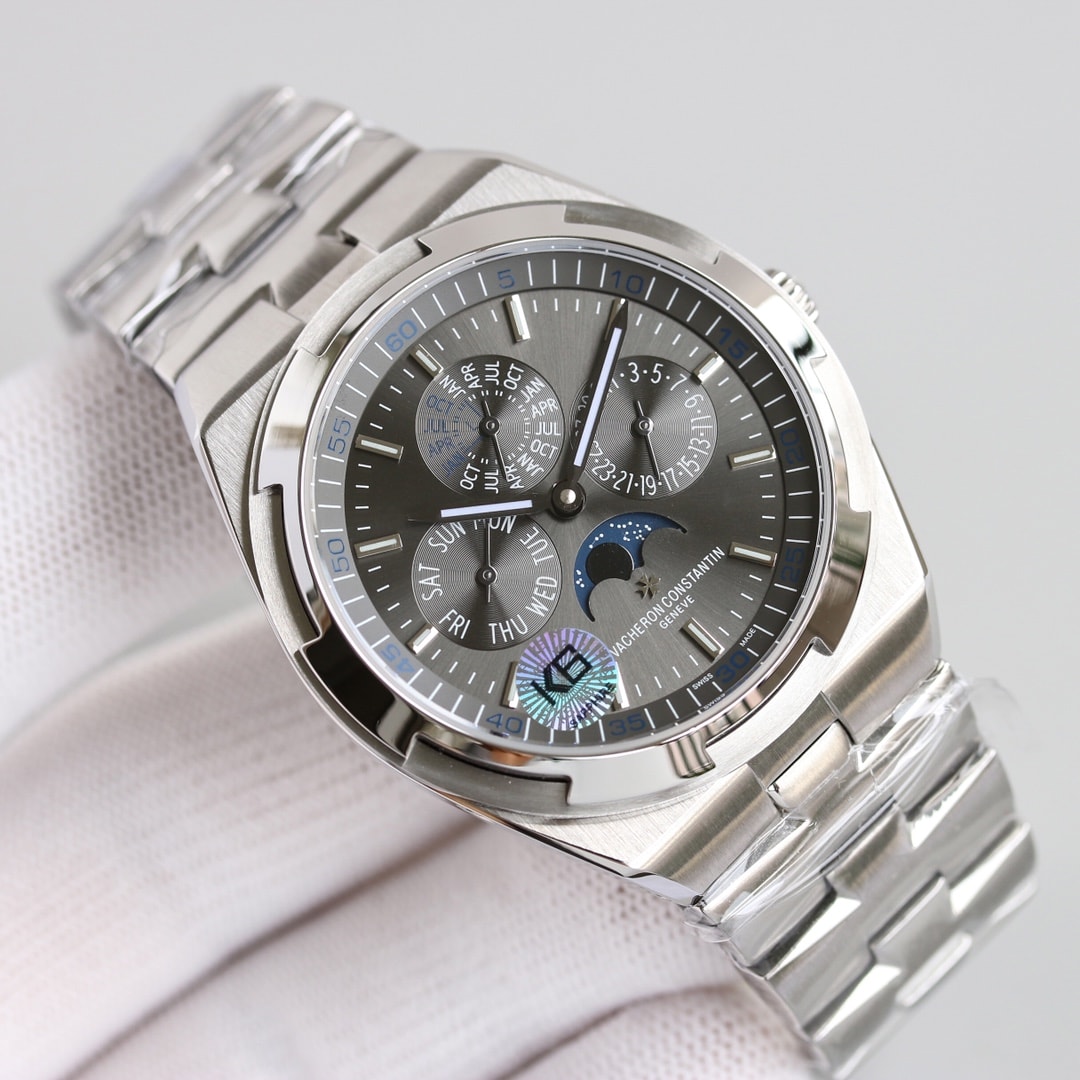 Fake Vacheron Constantin Replica Watch Overseas perpetual calendar ultra-thin Boutique Exclusive 41.5 MM WHITE GOLD 4300V/220G-B945(1:1 replica) - Top club