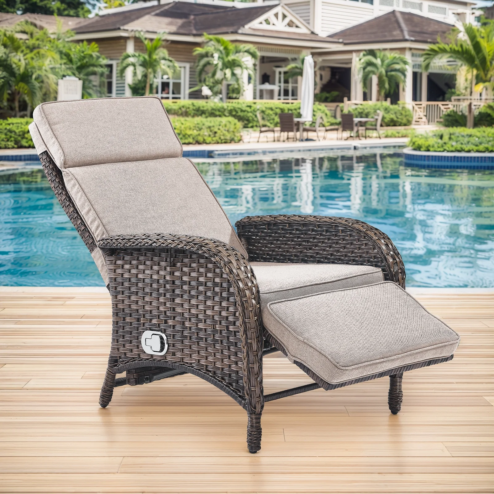 OPOHORO Outdoor Recliner Chair, Adjustable Reclining Patio Chair with Cushion, Wicker Outdoor Chaise Lounge with Adjustable Backrest and Footrest, Ideal for Pool Deck, Beige