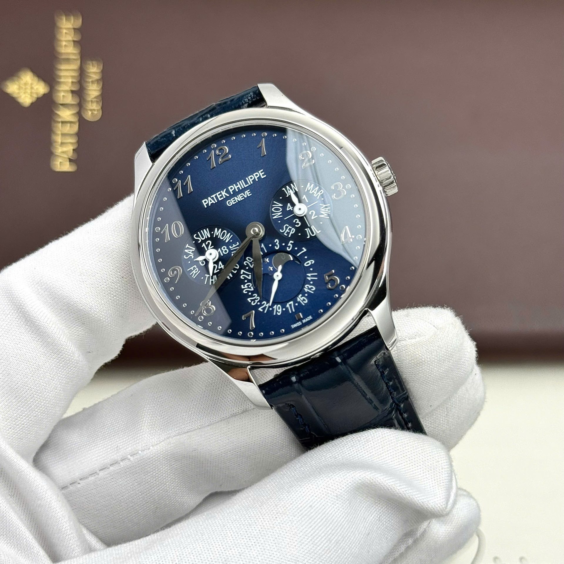 Patek Philippe Super Clone Watches Grand Complications 5327G Automatic Movement Blue Dial 40mm - Top club