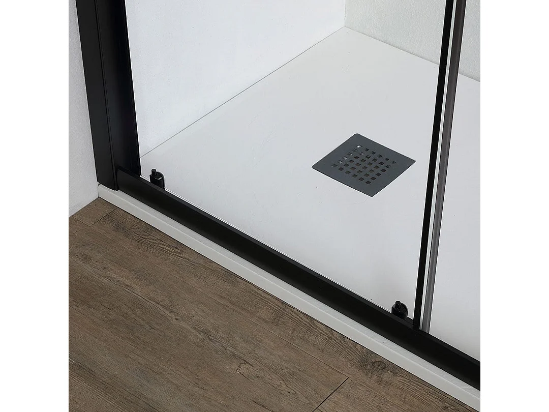 Porte De Douche Pour Niche 100Cm En Verre Trempé Et Profils Noirs | City