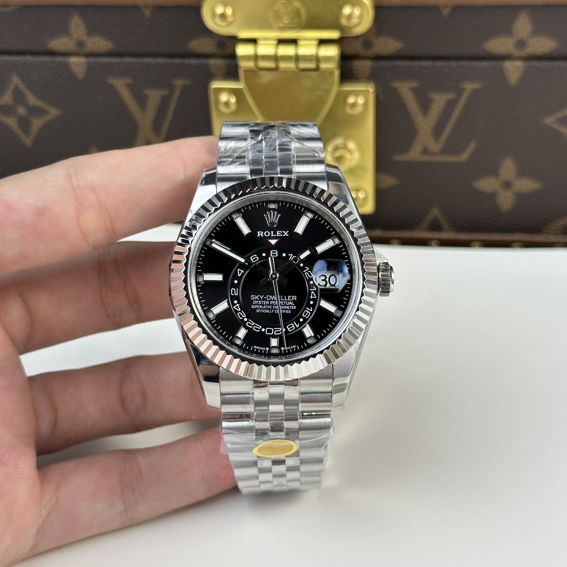Rolex Clone Watch Sky Dweller 326934 Dial Black Strap Jubilee 42mm - Elite Watch Atelier