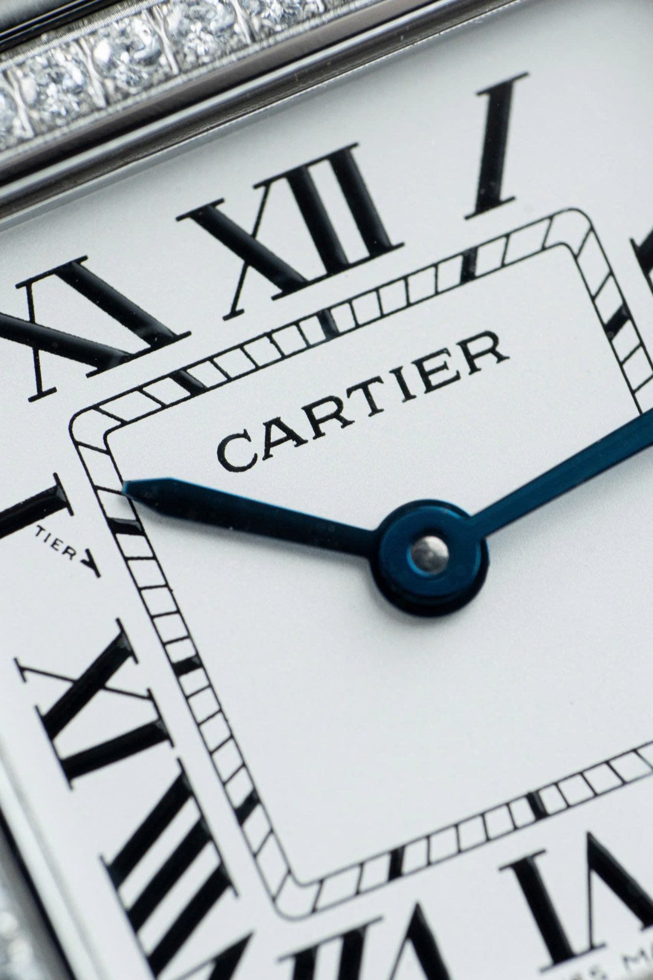 Cartier Panthere W2PN0007 Replica Watch White Dial Metal Wire 27x37mm - Top club