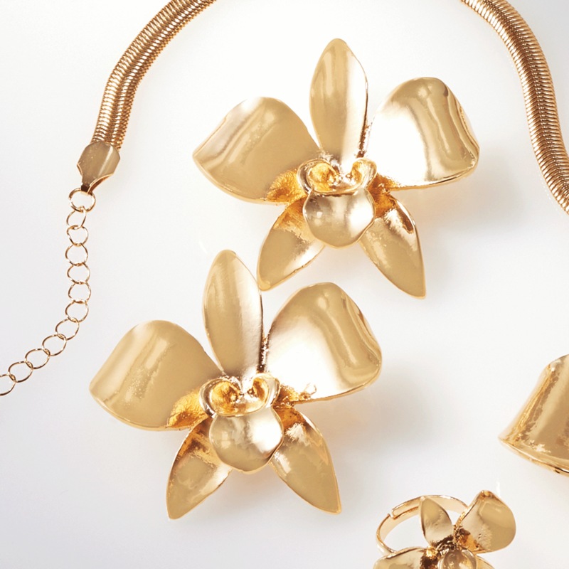 Orchid/3-D Collection Earrings - MIDNIGHT VELVET CATALOG