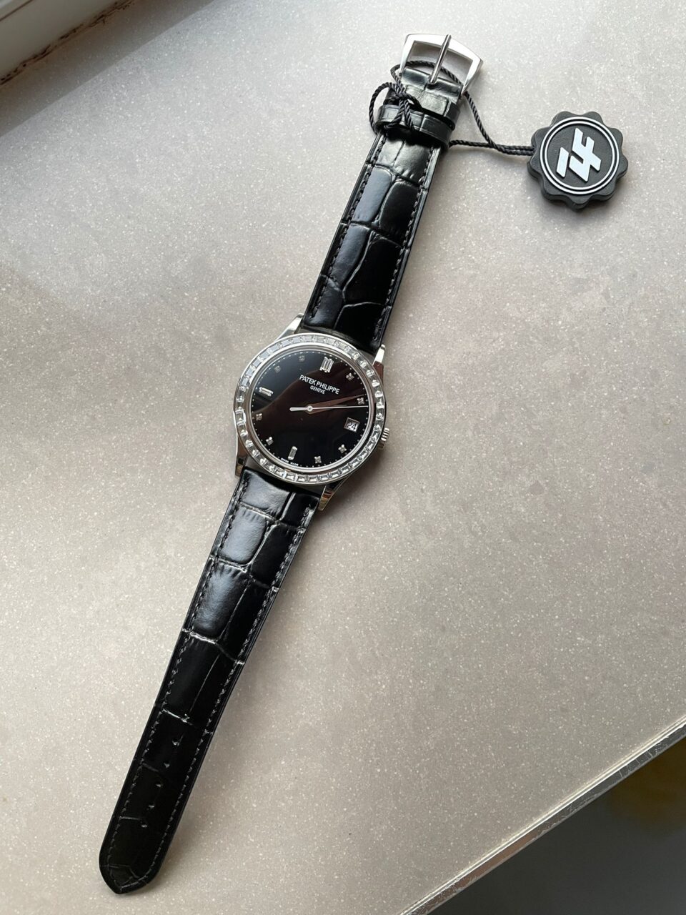 Replica PATEK PHILIPPE Calatrava ZF 5298p Date Sweep Seconds in Diamond Bezel Black Dial ZF factory - Elite Watch Atelier