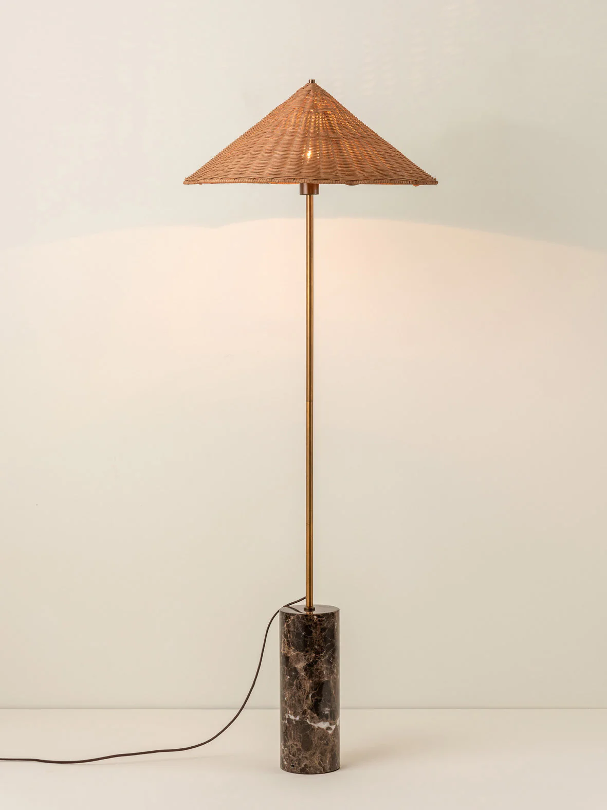 Floor lamp
