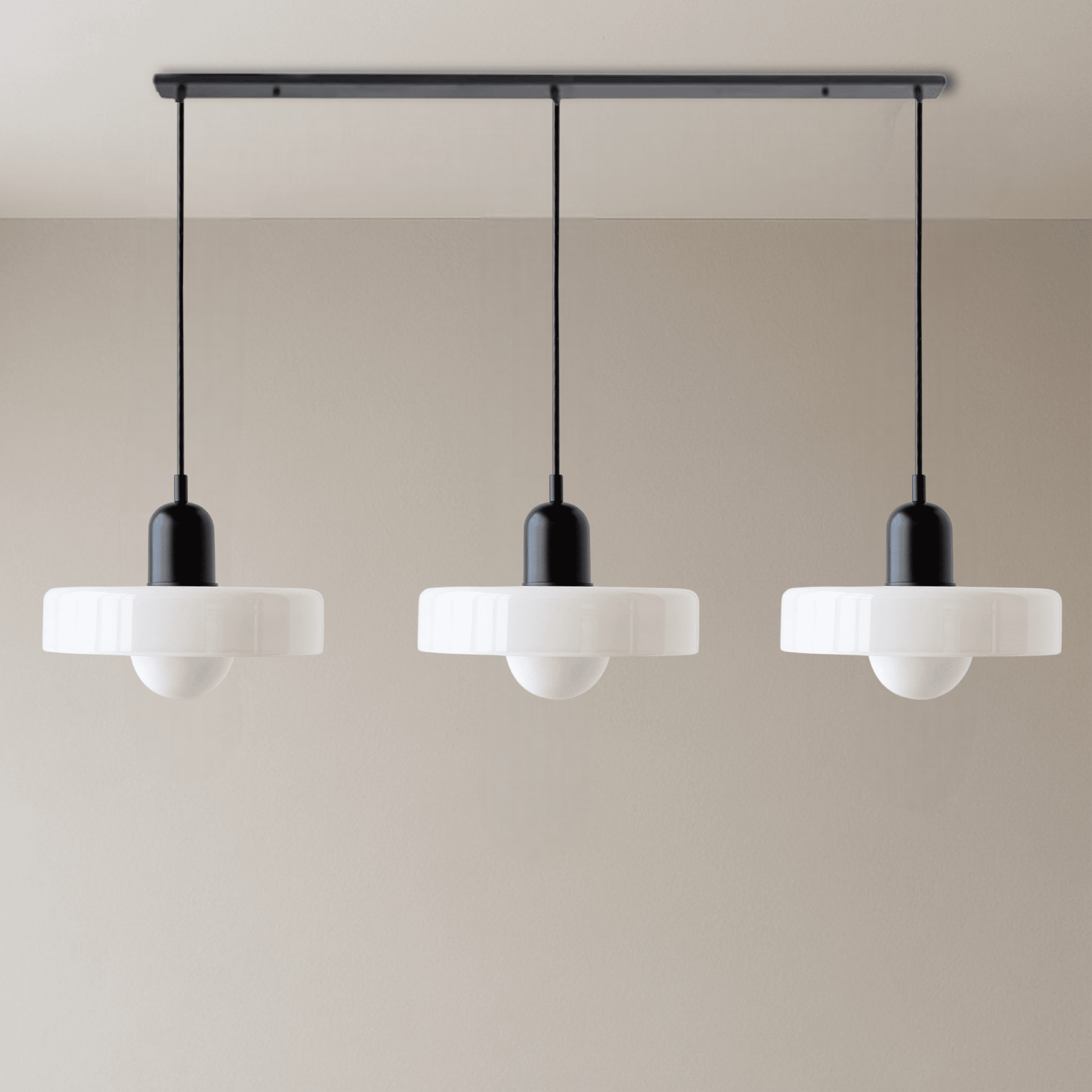 Bauhaus Hanglamp met 3 Gekleurde Glazen Kappen voor Eettafel of Woonkamer – Verstelbare Hoogte, Warm Wit Licht
