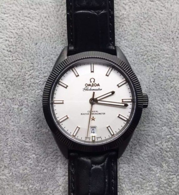 Replica Omega Globemaster Master DLC RG White Dial Leather Strap A8900 - Elite Watch Atelier