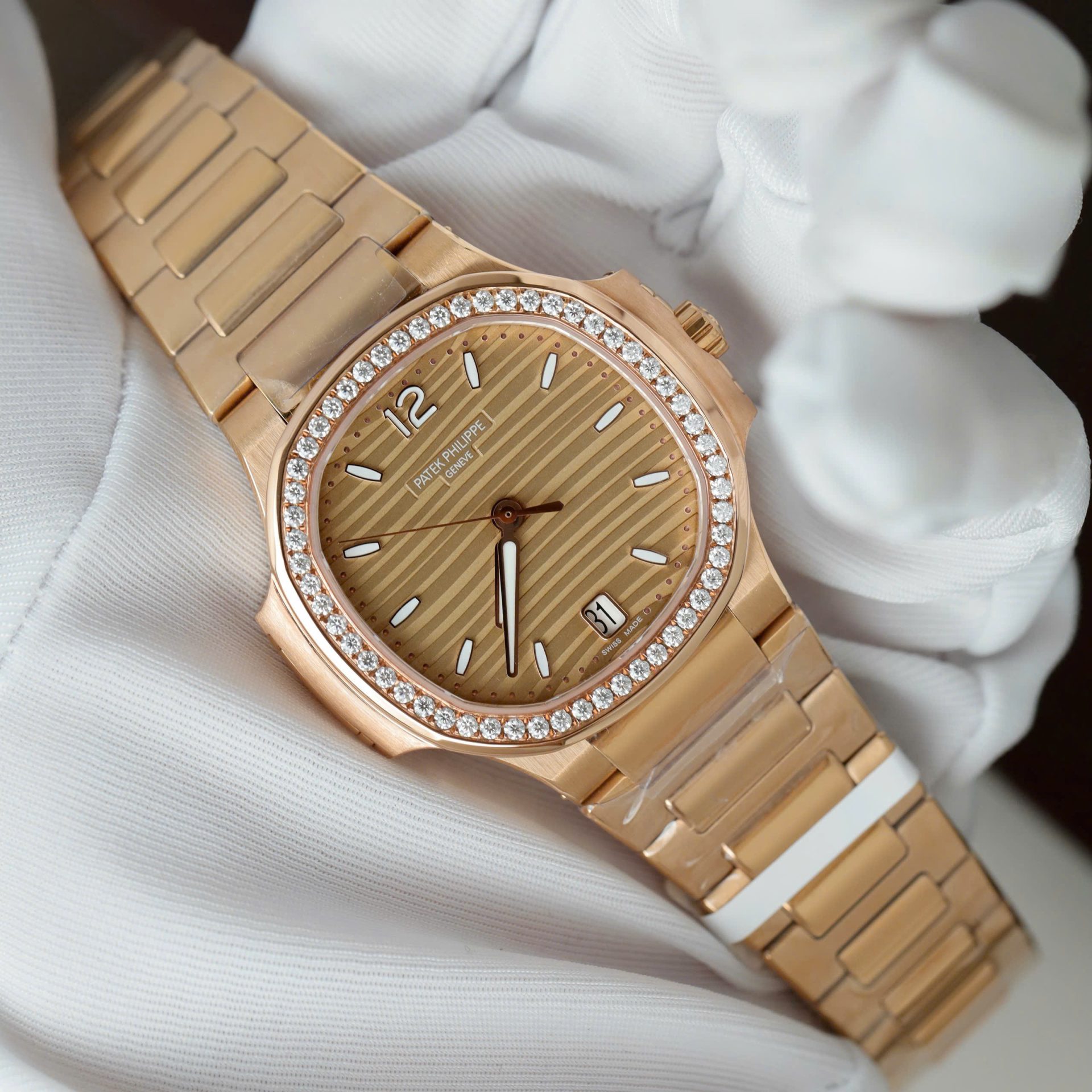 Patek Philippe Nautilus 7118 Women Replica Watch Custom Gold Wrapped + Diamonds Moissanite 3K Factory 35.2mm - Elite Watch Atelier
