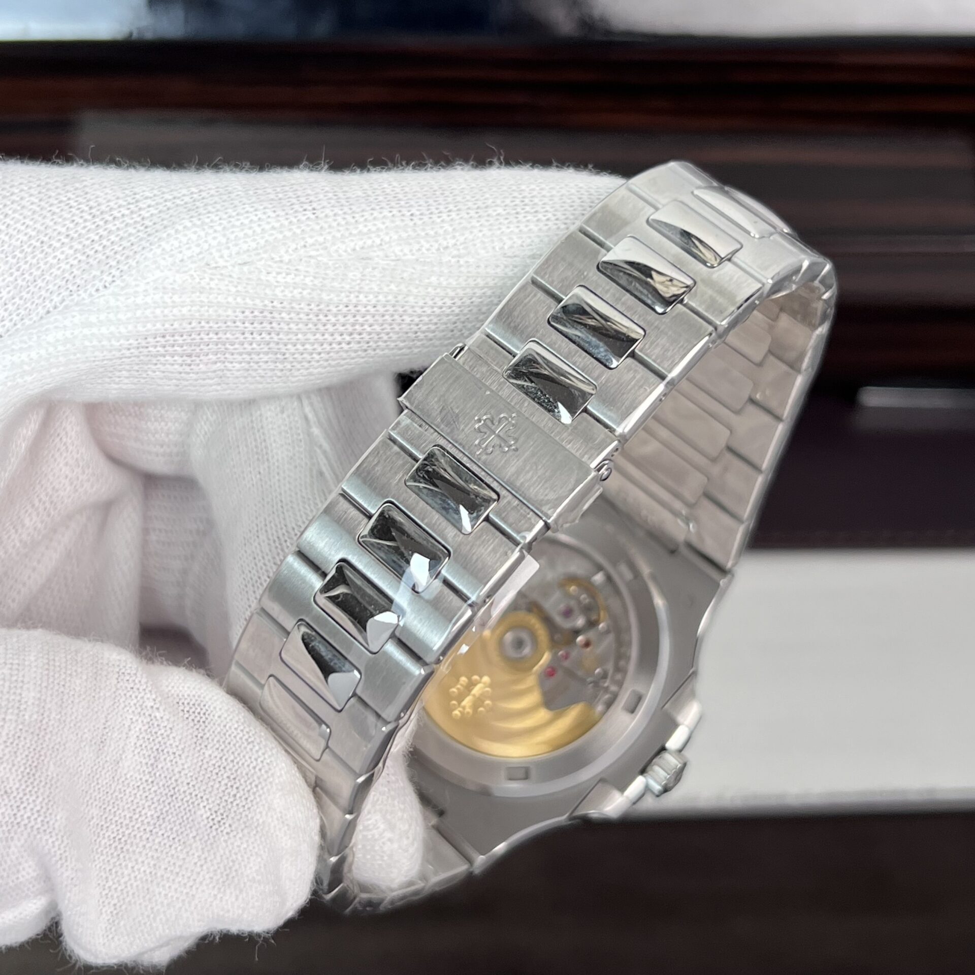 Patek Philippe Nautilus 5723 Replica 1:1 Watch Blue Dial Diamond 40mm - Top club