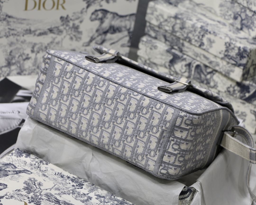 Camp Bag Oblique Embroidery Blue/Grey For Women‎ 11in/ 28cm CD1:1High-quality replica