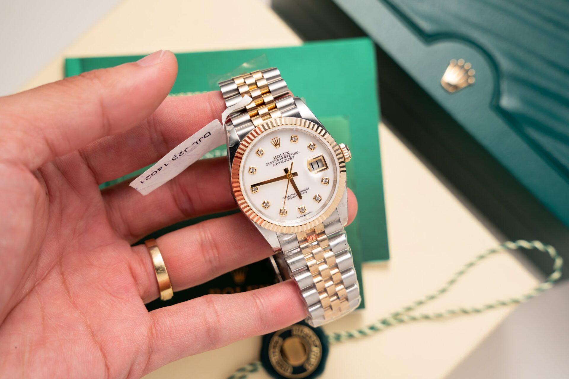 Rolex Best Replica Watch DateJust Mother Of Pearl Dial Gold Wrapped GM Factory 36mm - Top club