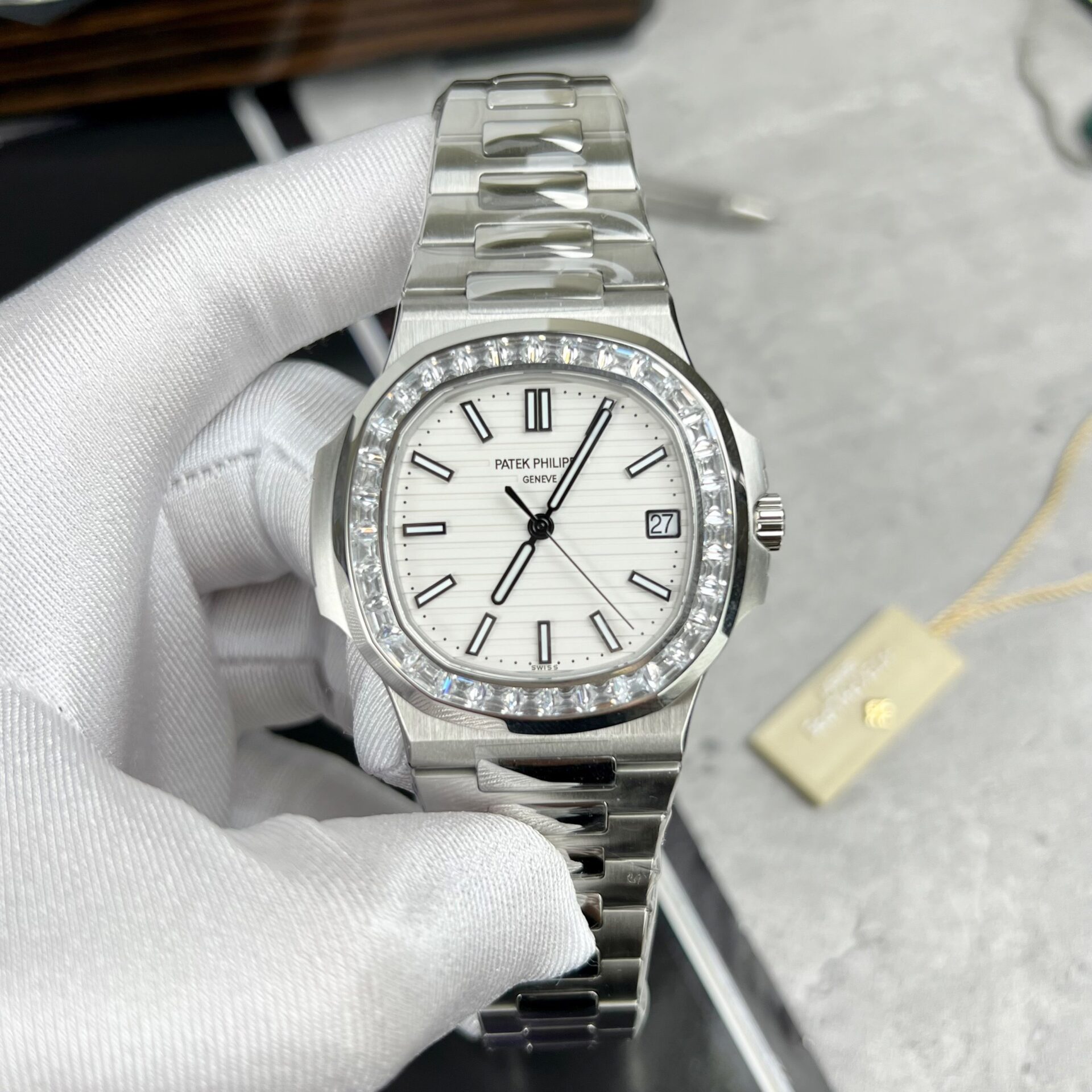 Patek Philippe Replica Watch Nautilus 5723 White Dial Metal Wire 40mm - Elite Watch Atelier