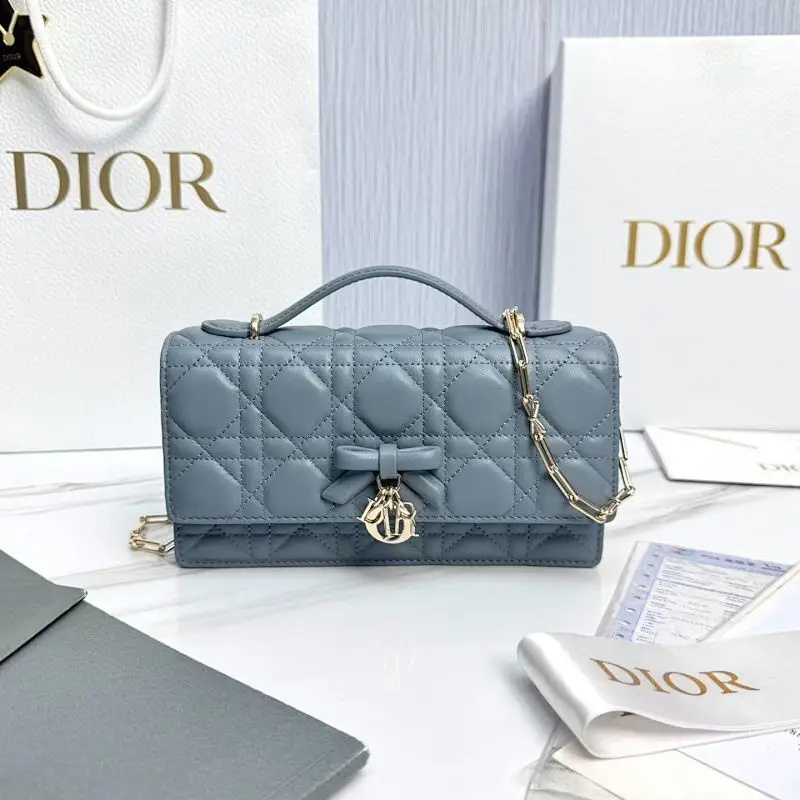 Shop1:1High-quality replica