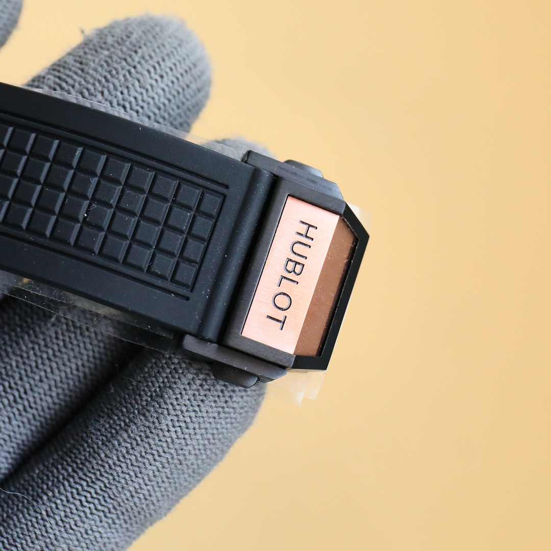 HUBLOT SQUARE BANG UNICO 45MM RUBBER STRAP(1:1 replica) - Top club