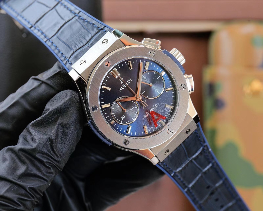 Hublot Classic Fusion Chronograph Titanium Blue Dial 45mm(1:1 replica) - Elite Watch Atelier