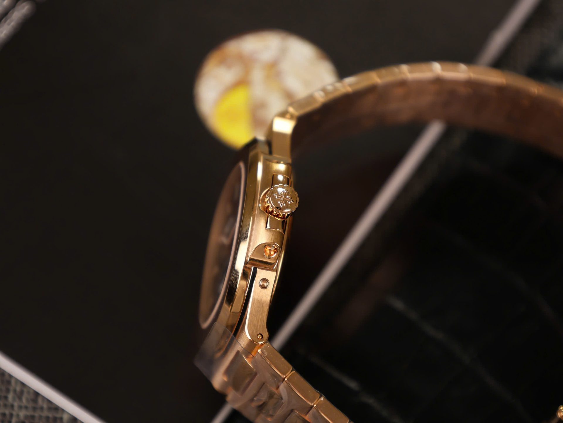 Patek Philippe Best Replica Watch Nautilus 5712 Gold Wrapped PPF Factory 40mm - Top club