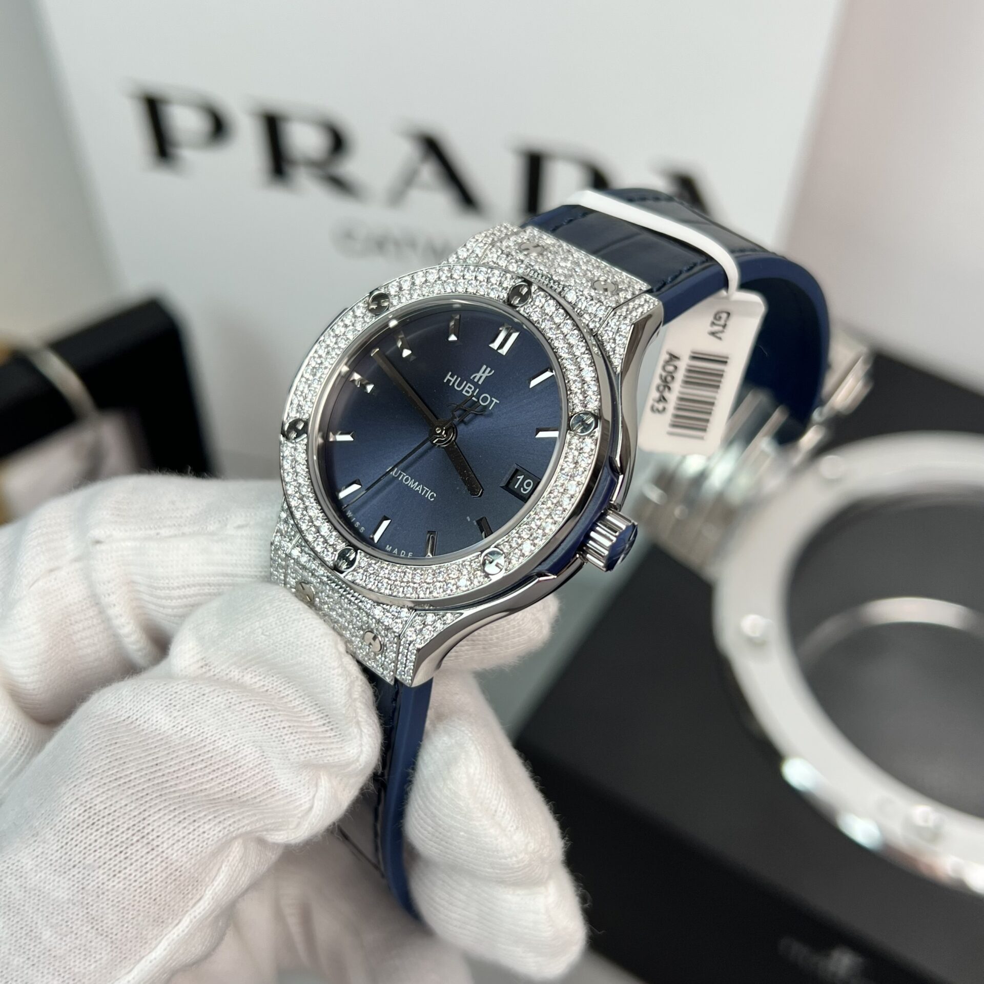 Hublot Classic Fusion Replica Watch Moissanite Diamond Blue 38mm - Elite Watch Atelier