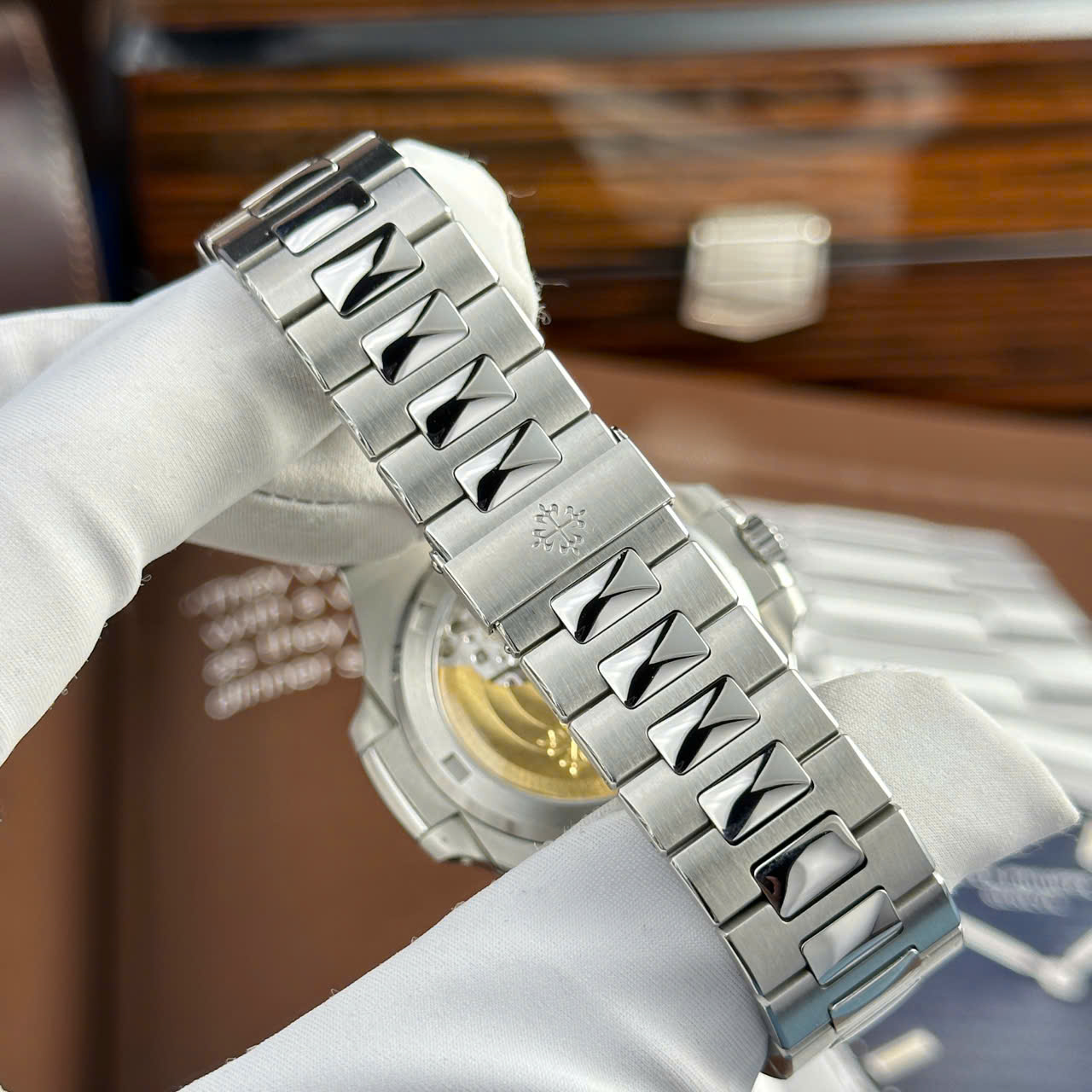 Patek Philippe Nautilus 5711 Refined Full Options Green Dial Best Top Quality Watch 40mm - Top club