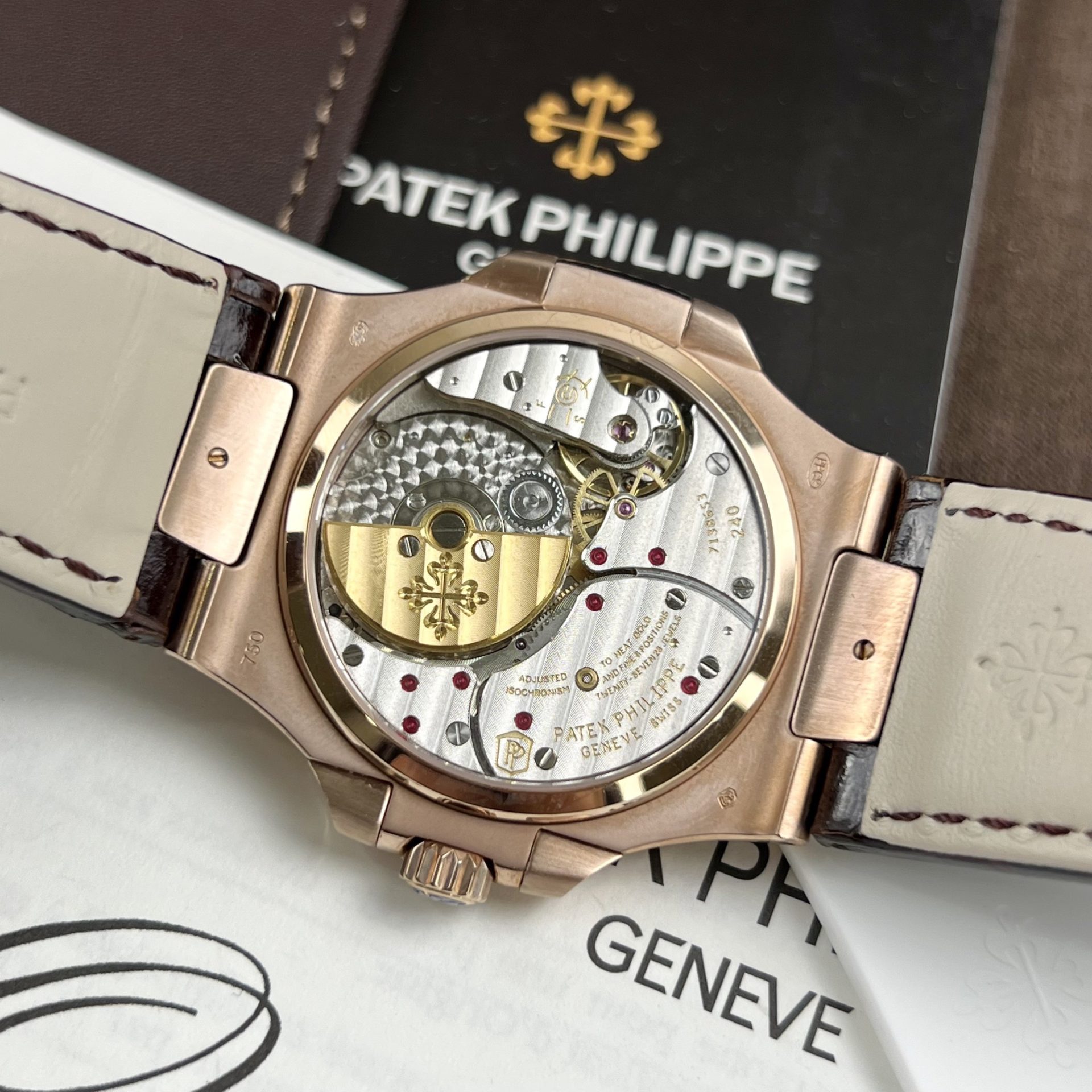 Patek Philippe Replica Watch Nautilus 5712 Demi Rose Gold GR Factory 40mm - Top club