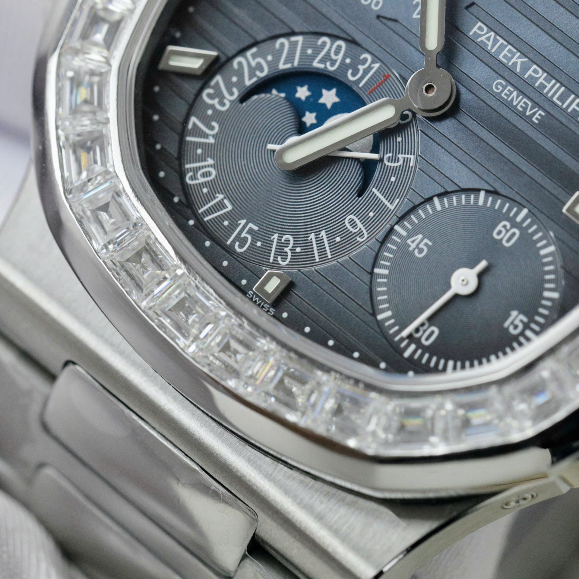 Patek Philippe Nautilus 5724G Refined Dial Replica Watch Custom Diamonds Moissanite Baguette 40mm - Top club