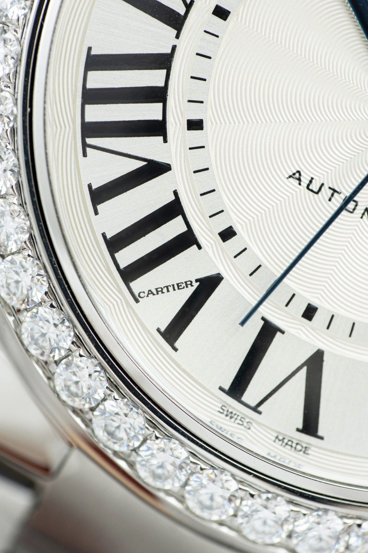 Cartier Ballon Bleu WE9009Z3 White Dial Replica Watch Bezel Diamond Moissanite AF Factory 42mm - Top club