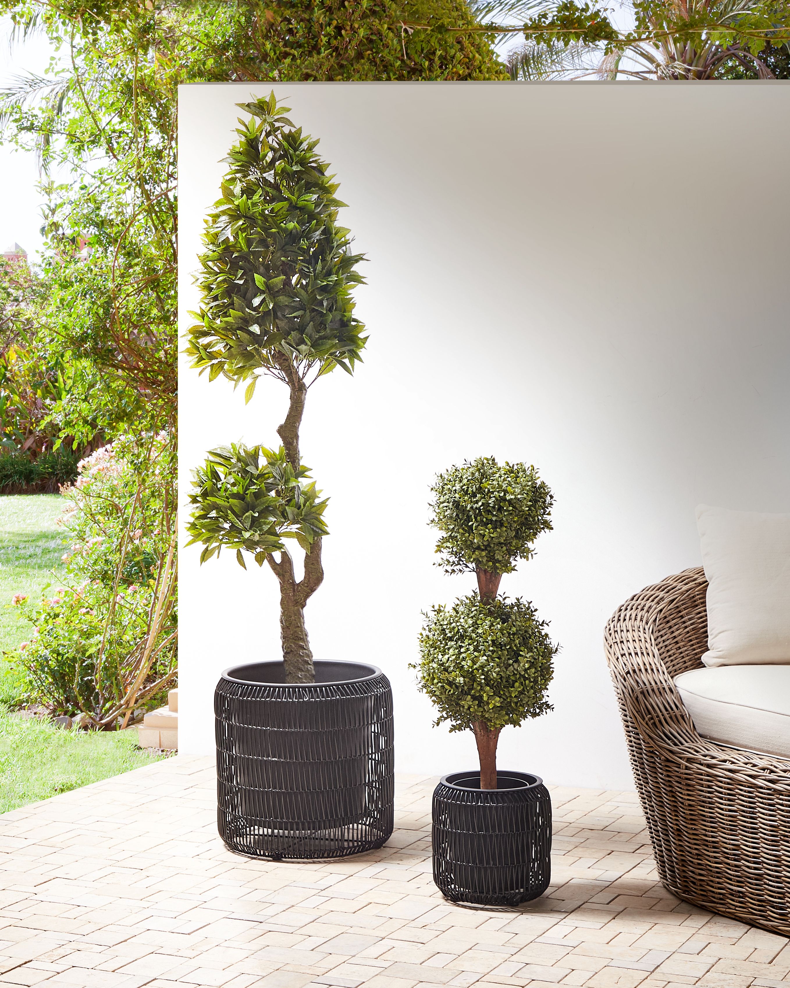 Set of 2 Plant Pots BRODIEA PE Rattan 26/45 cm Black