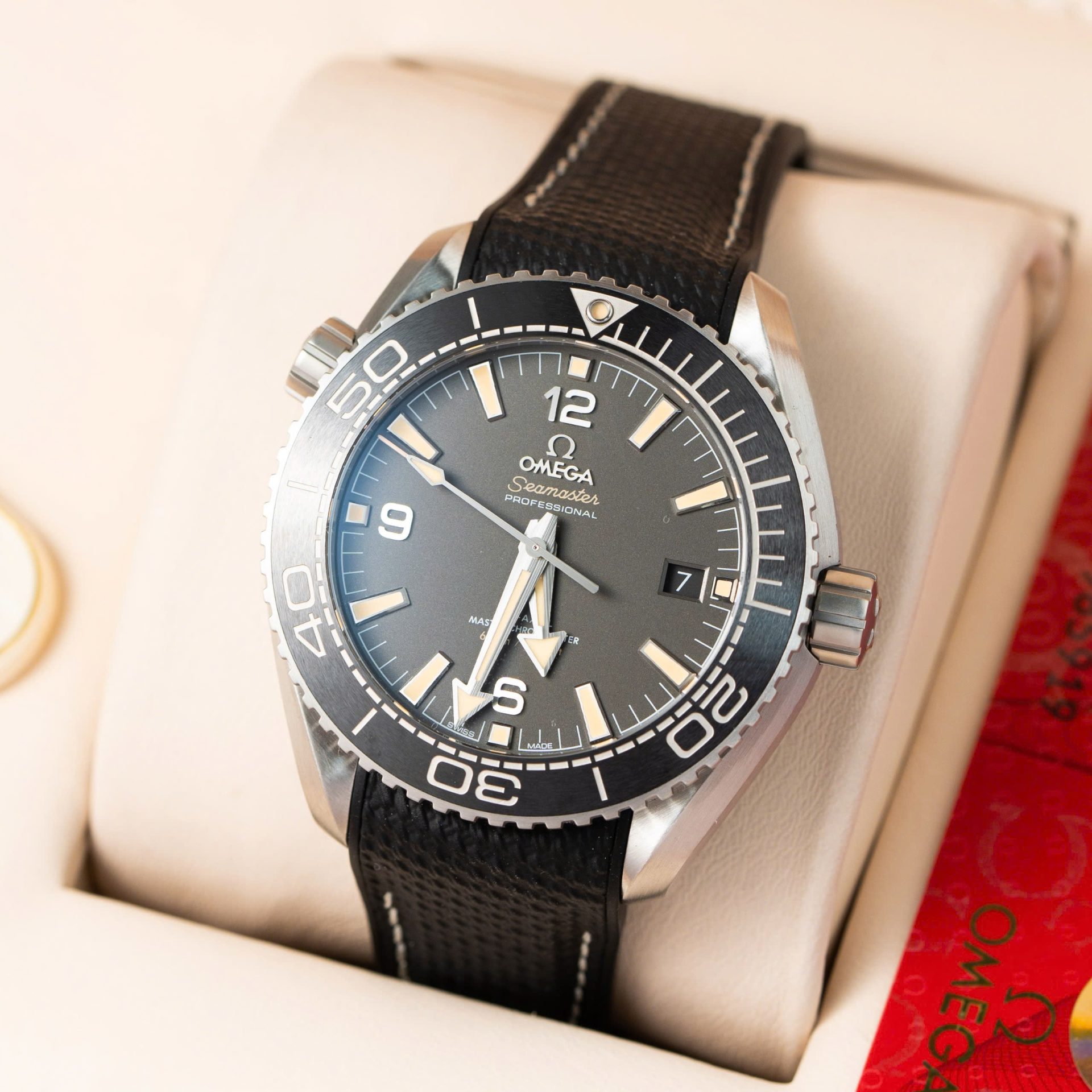 Omega Replica Watch Seamaster Planet Ocean Black Dial Rubber Strap Factory VS 43.5mm - Top club