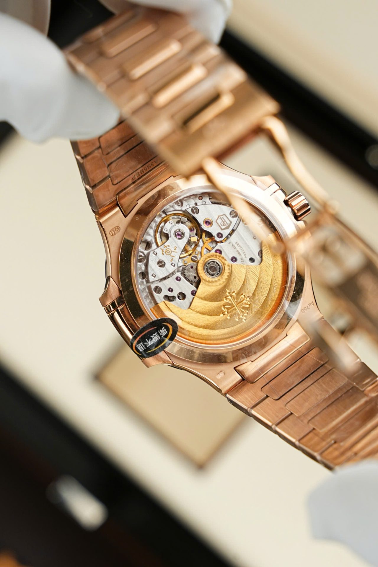 Patek Philippe Nautilus 7118 Replica Watches Rose Gold Swiss Movement 3K Factory 35,2mm - Top club
