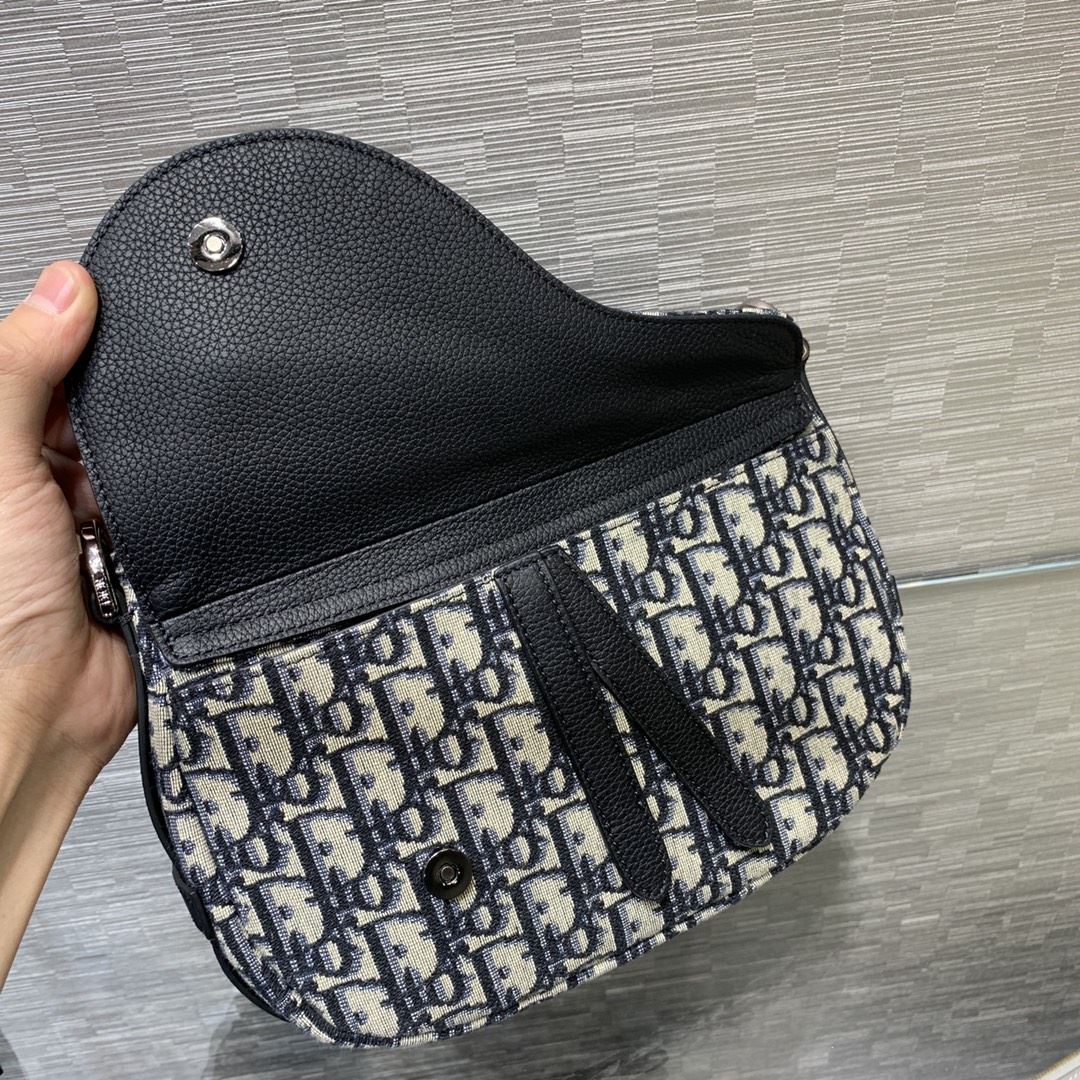 Mini Saddle Soft Bag Beige For Women‎ 9.5in/ 24cm CD 1ADHO024YKY_H05E1:1High-quality replica