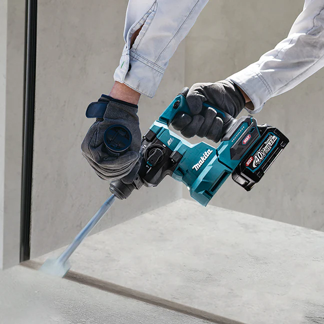 MAKITA  HR010GZ 40V Max XGT Brushless 13/16 in. Compact Rotary Hammer SDS-PLUS (Tool  Only)