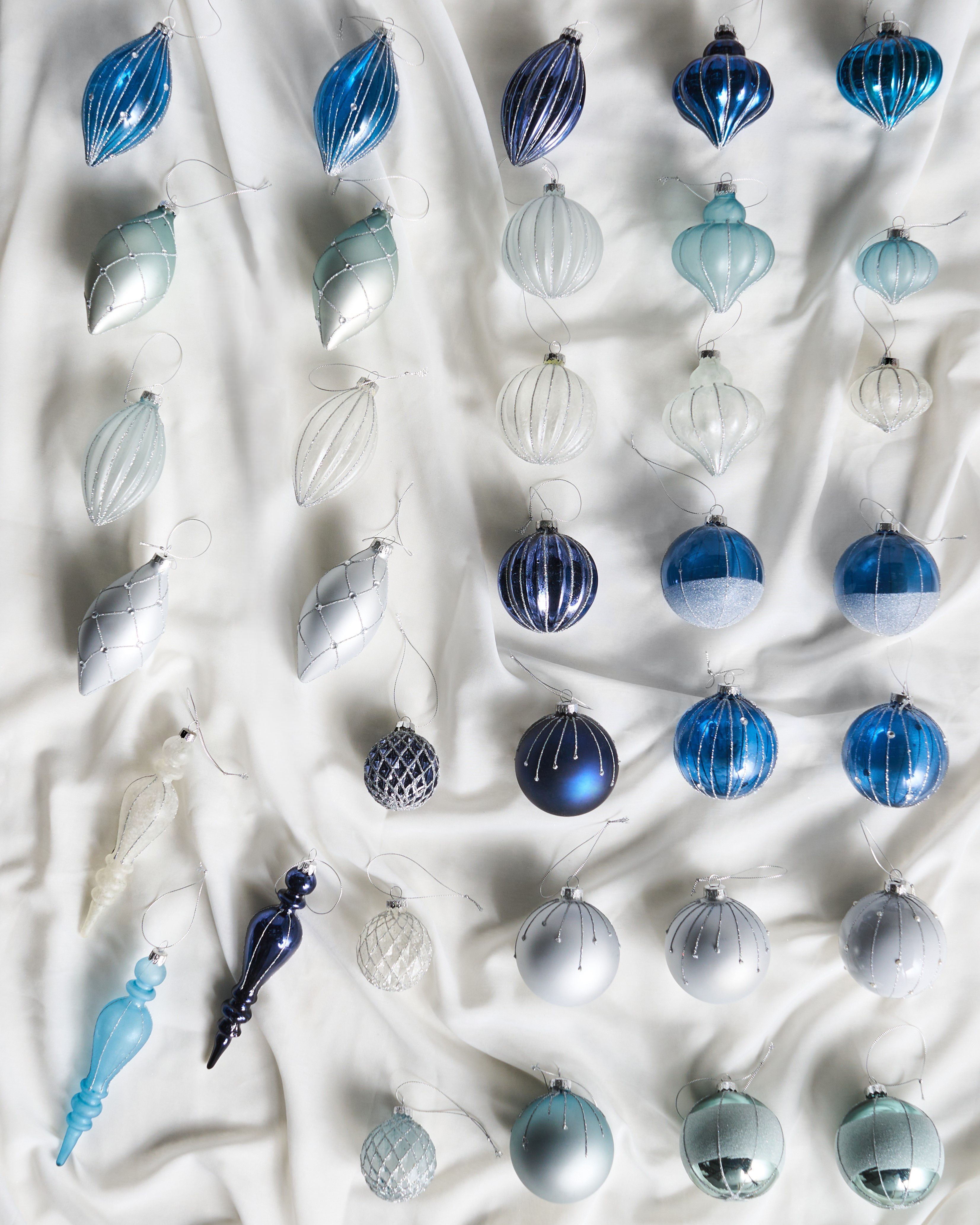Set of 35 Baubles SNOWFALL Glass Blue