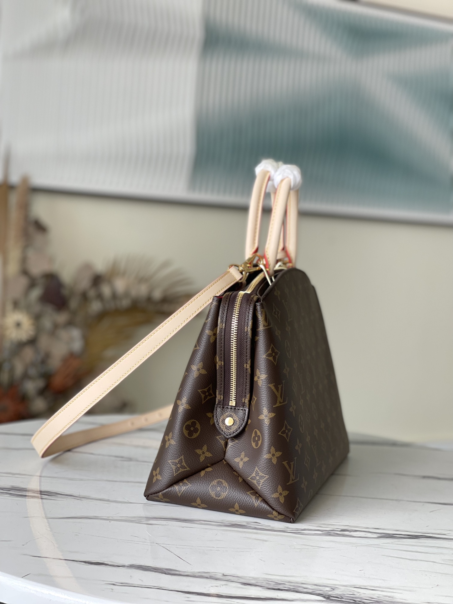 Louis Vuitton Grand Palais M458981:1High-quality replica