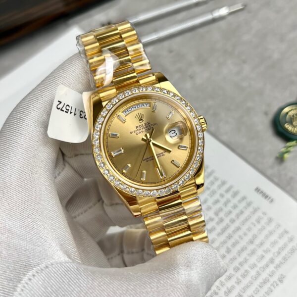 Rolex Day-Date Gold Wrapped Replica Watch With Moissanite Diamonds GM V2 40mm - Elite Watch Atelier