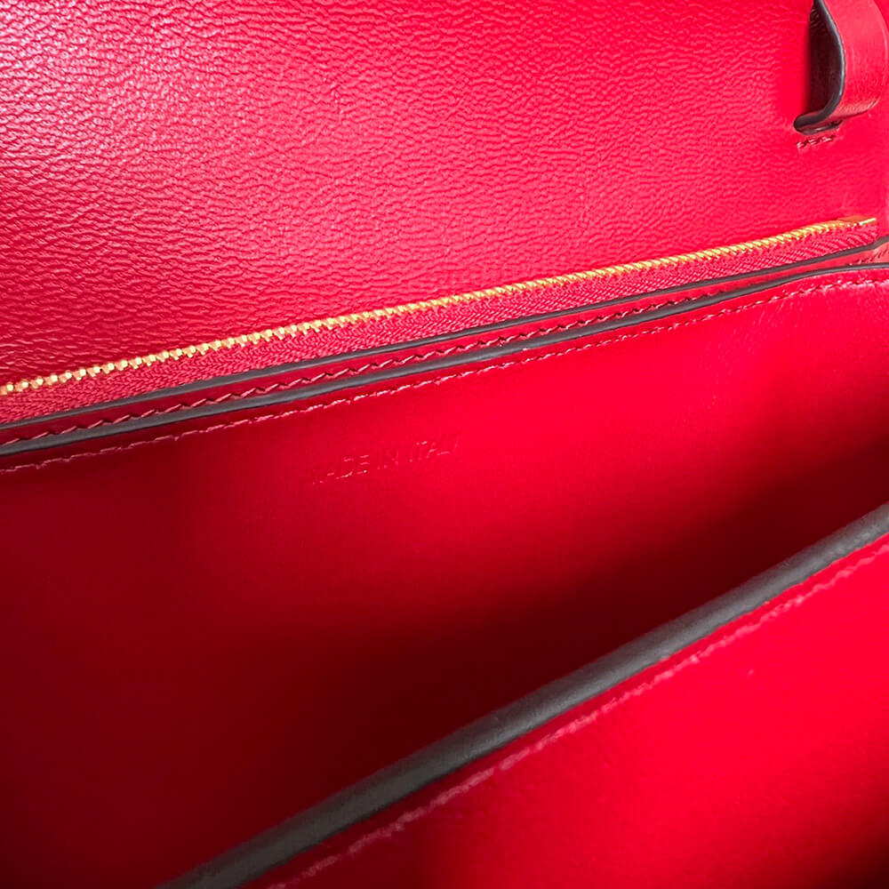 Celine Classic Box Bag in Red1:1High-quality replica