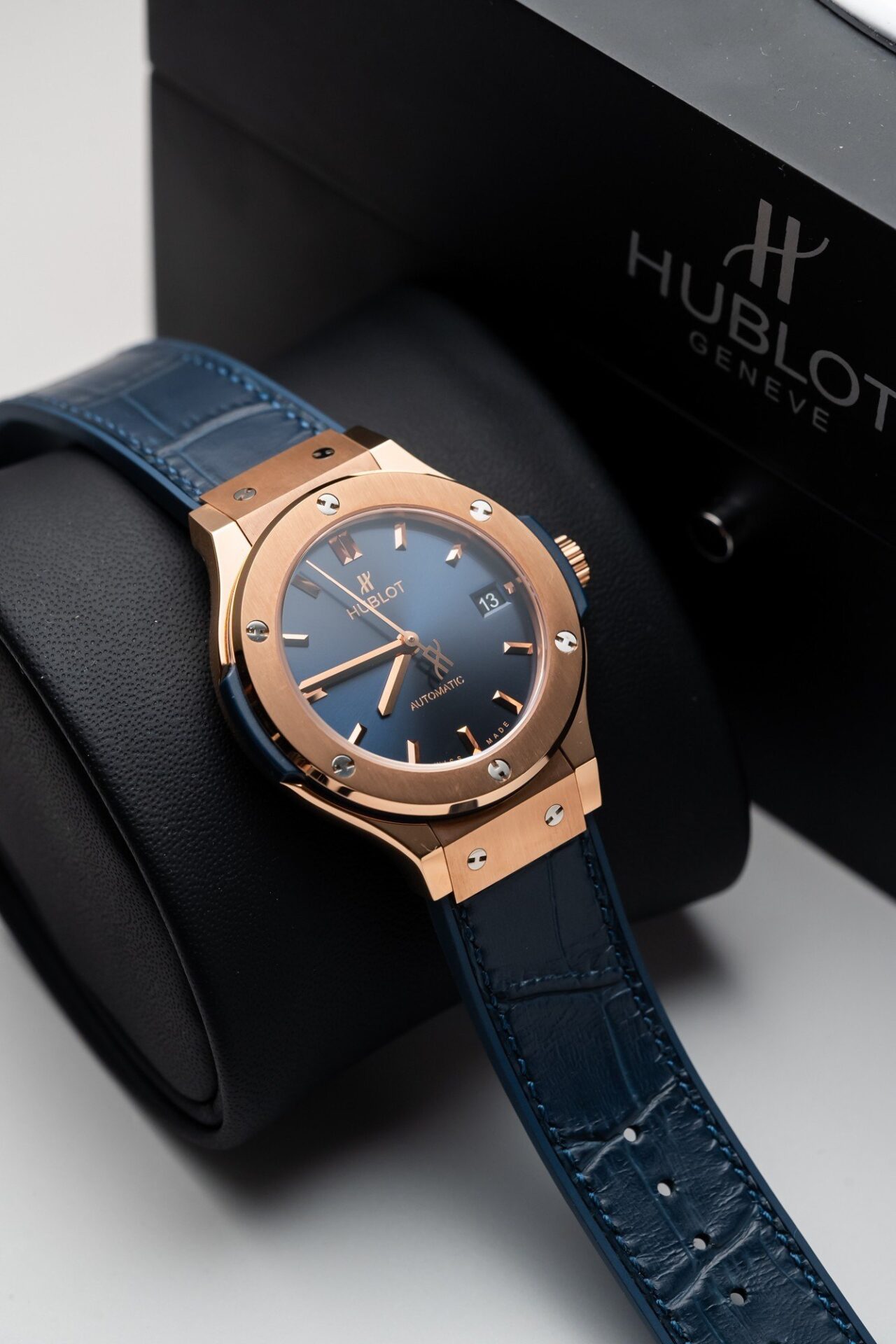 Hublot Classic Fusion King Gold Blue Replica Watch JJF Factory 38mm - Top club