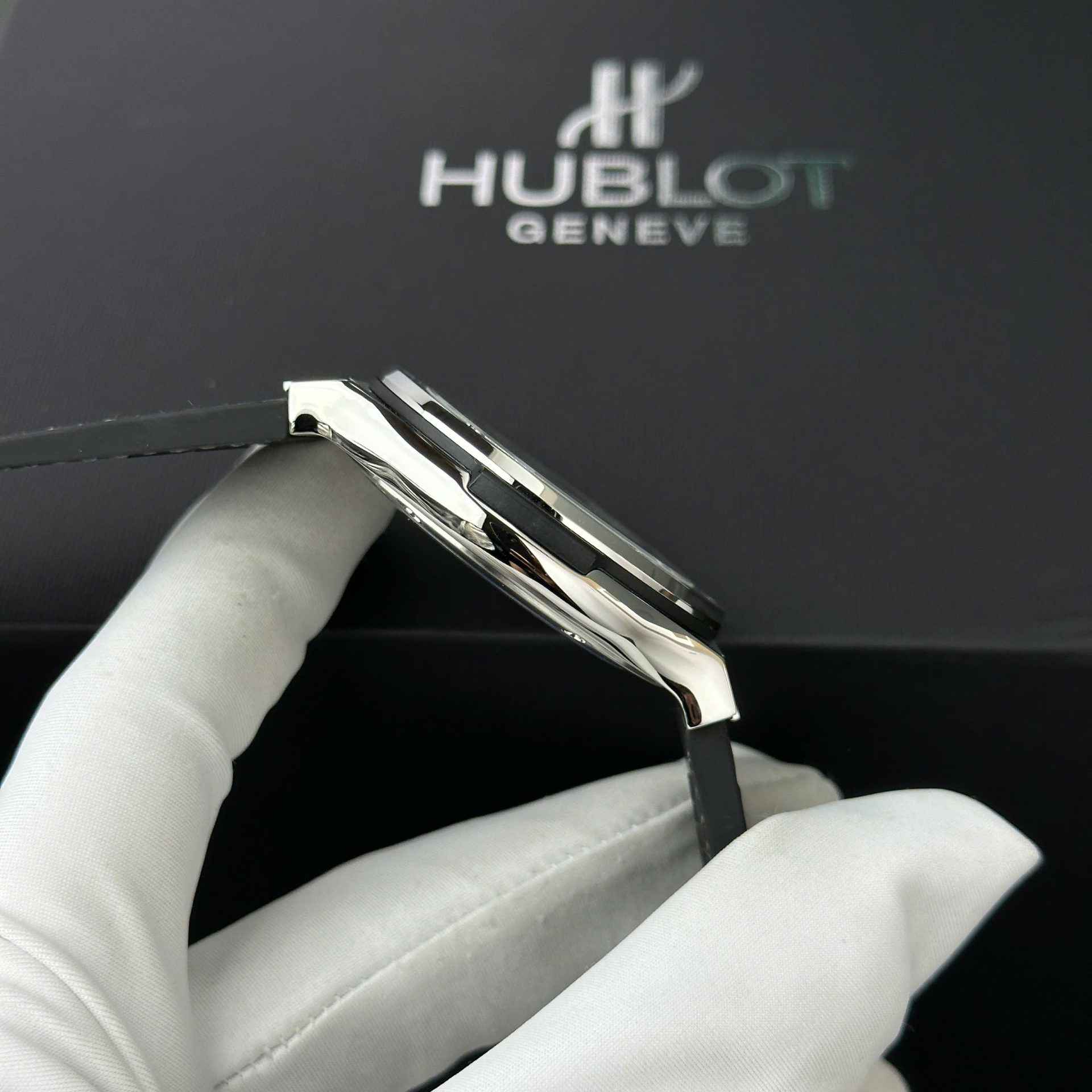 Hublot Classic Fusion Titanium Replica Watch Best Quality Gray Dial WWF Factory 45mm - Top club