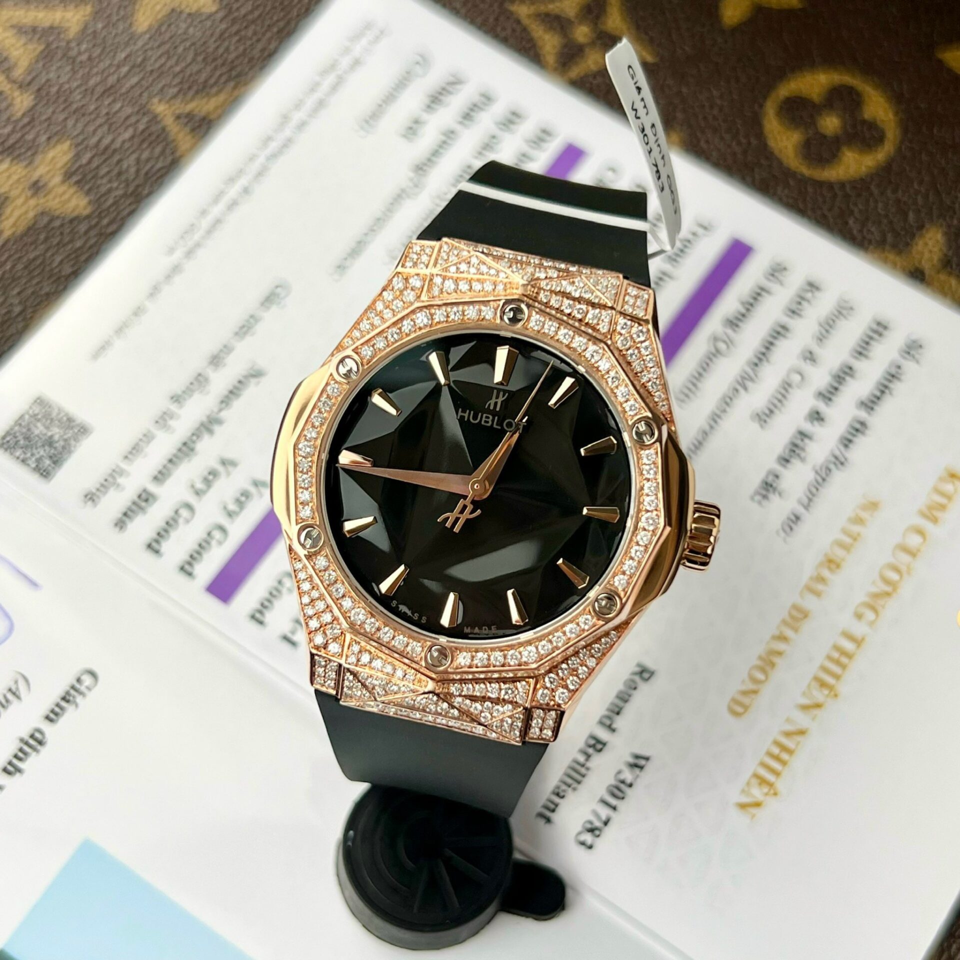 Hublot Best Replica Watch Orlinski King Gold Custom Natural Diamonds Rubber Strap 40mm - Elite Watch Atelier