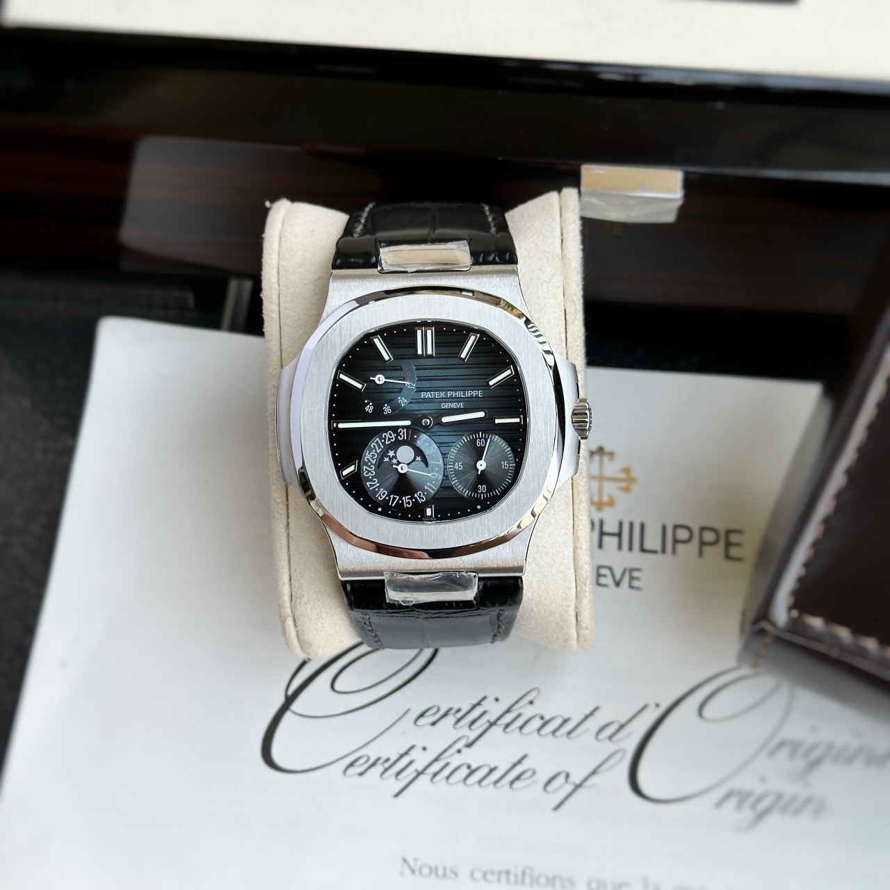 Patek Philippe Replica 11 Watch Nautilus 5712 Leather Strap Blue Black Dial GR Factory 40mm - Top club