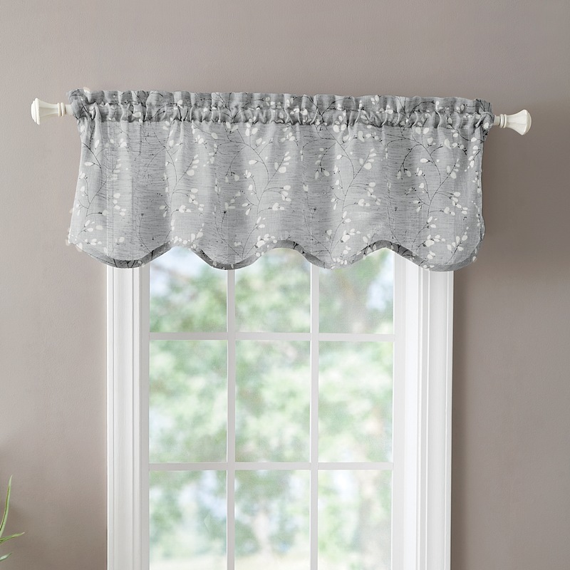 Willow Scalloped Window Valance - MIDNIGHT VELVET CATALOG