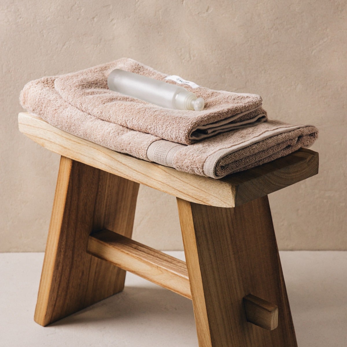 Ręcznik BAMBOO różowy z domieszką bambusa 70x130 cm